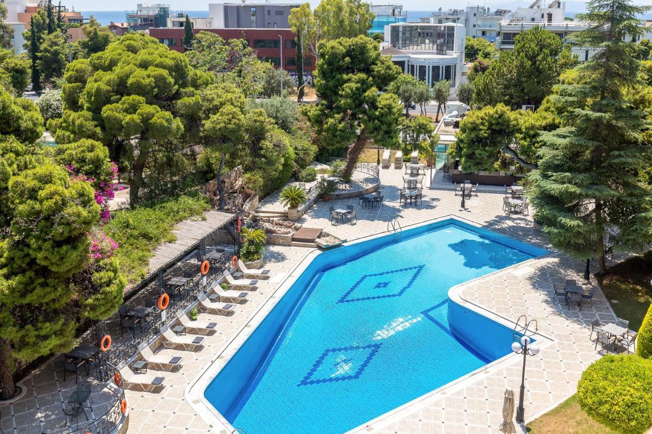 Junior Suite Pool View