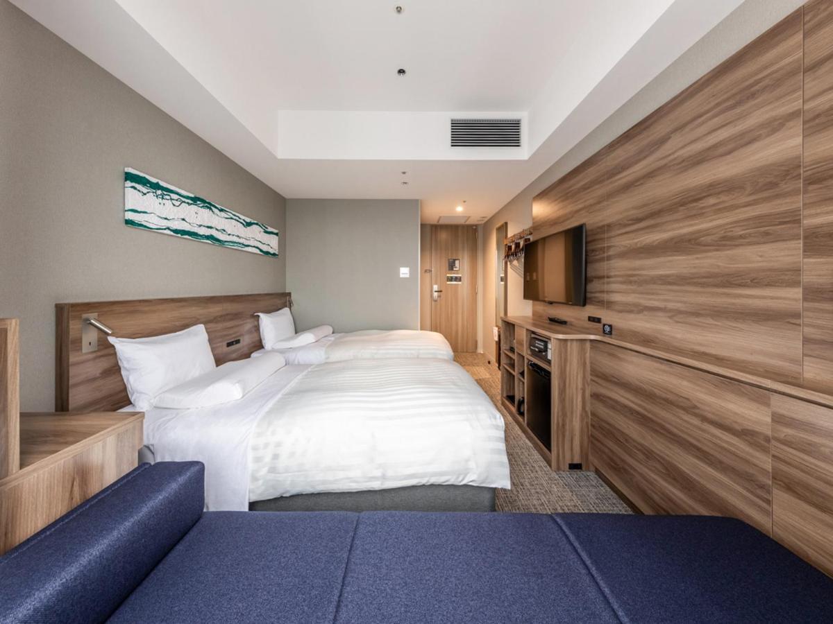 Deluxe Corner Twin Room
