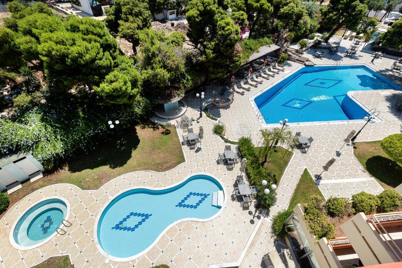 Junior Suite Pool View
