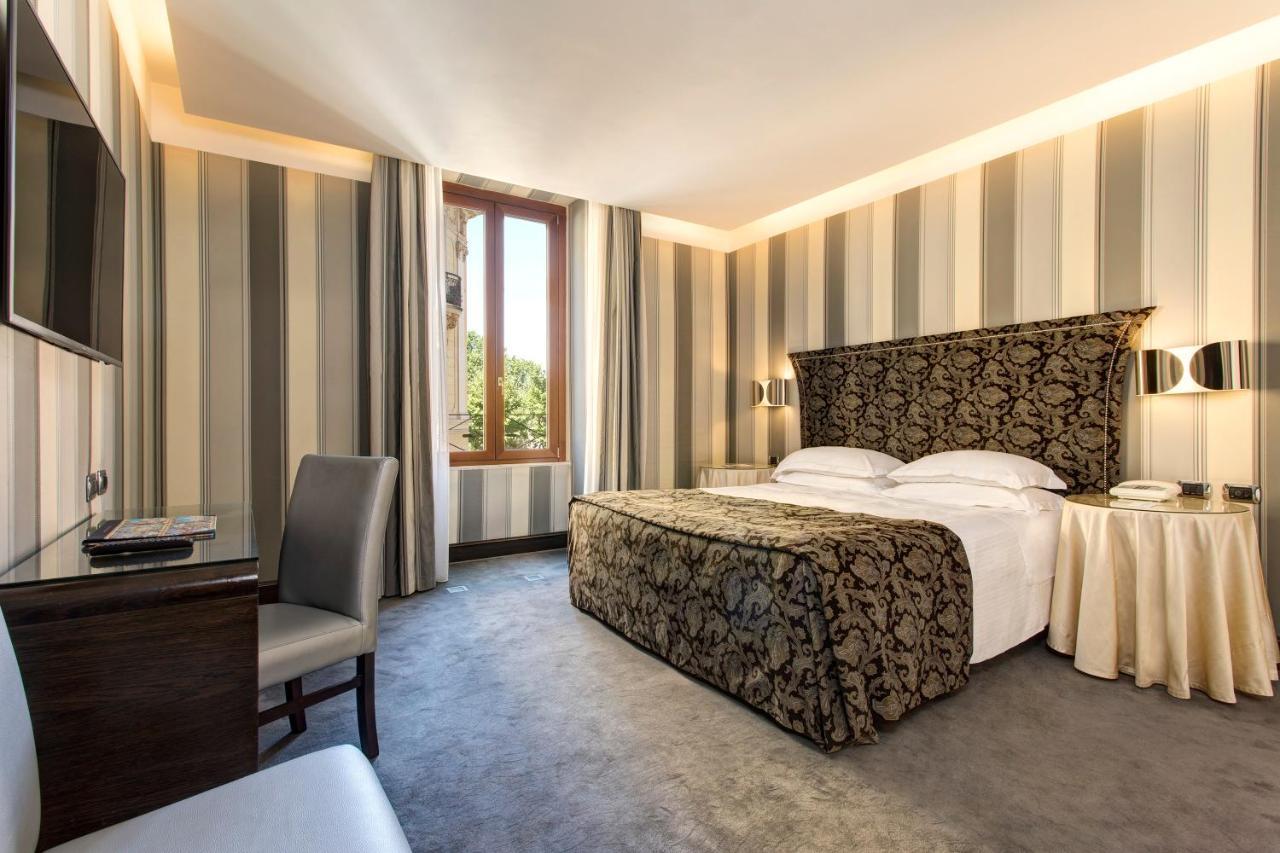 Superior Deluxe Double or Twin Room