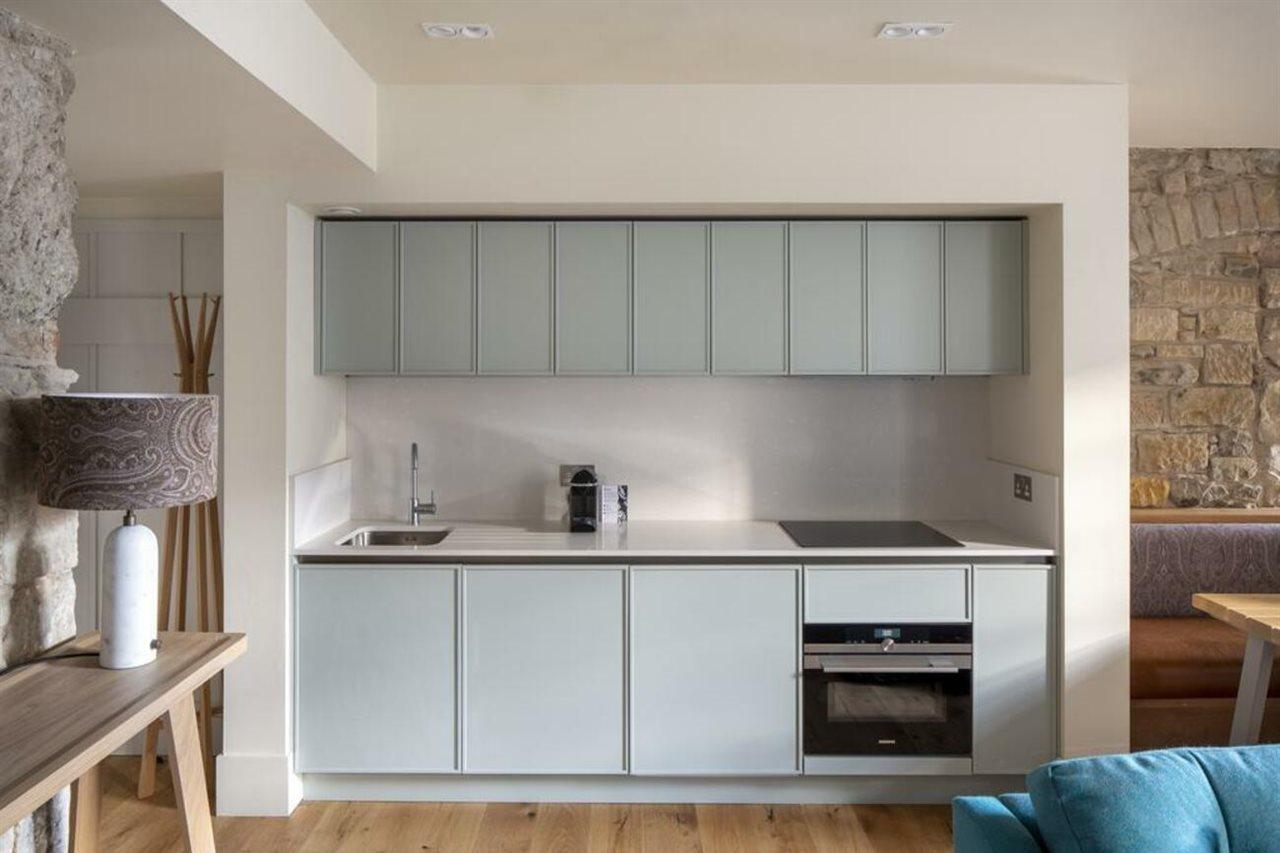Deluxe Two Bedroom Apartment