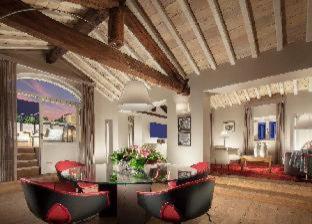 Penthouse Suite
