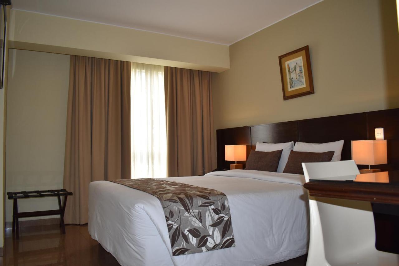 Queen Room