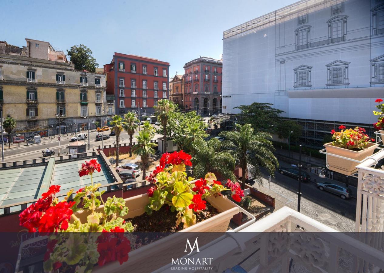 Superior King Room Balcony