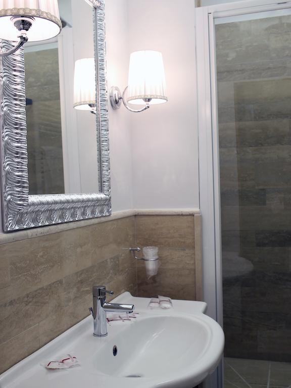 Suite Spa Bath