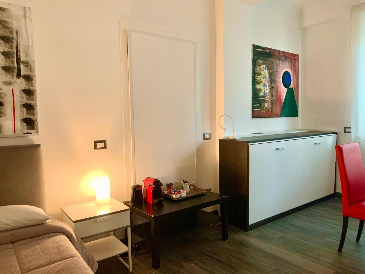 Triple Room Private External Bathroom