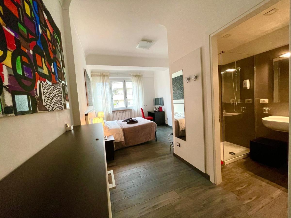 Triple Room Private Bathroom