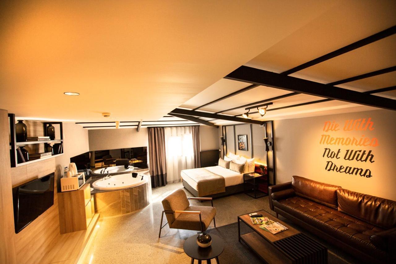 JAKUZI SUITE