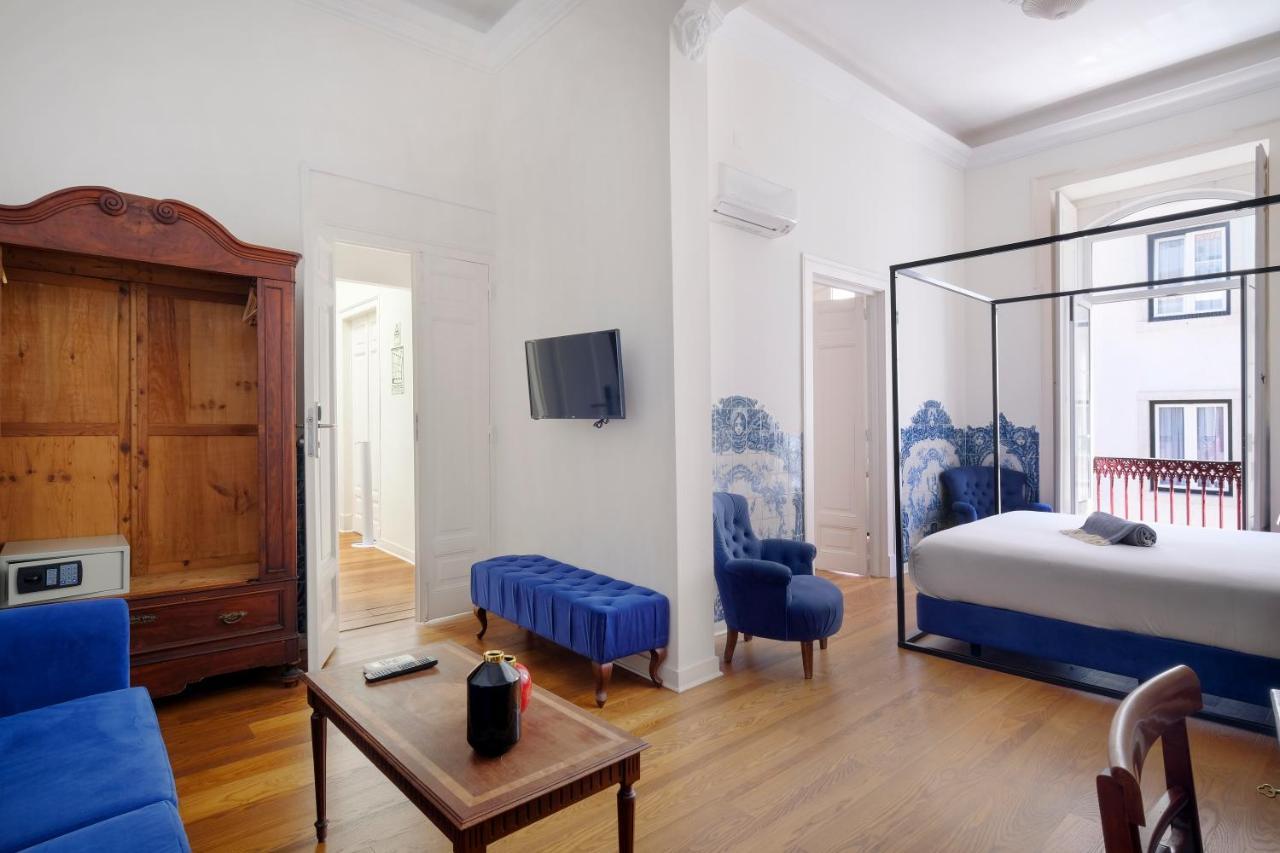 Master Queen Suite