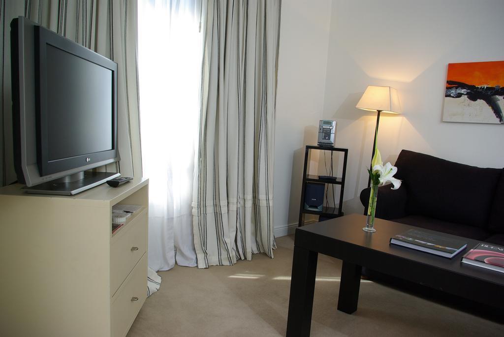Executive Studio