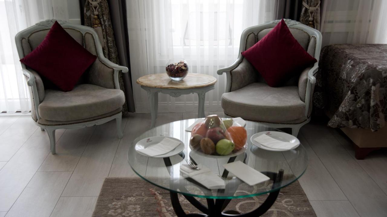 Suite with Balcony