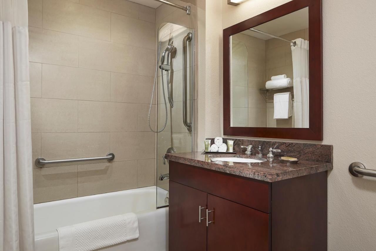 Luxury Studio Suite,1098073173:JPEG