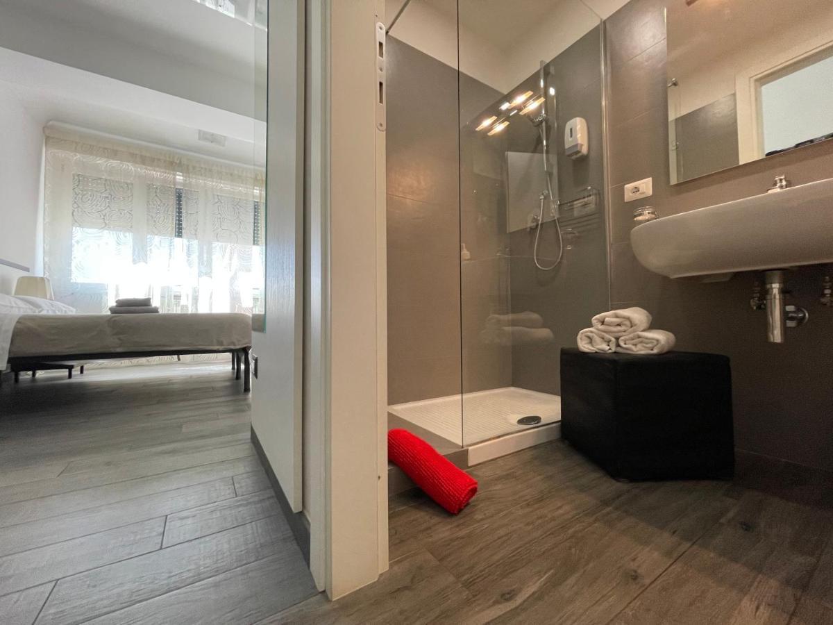 Triple Room Private Bathroom