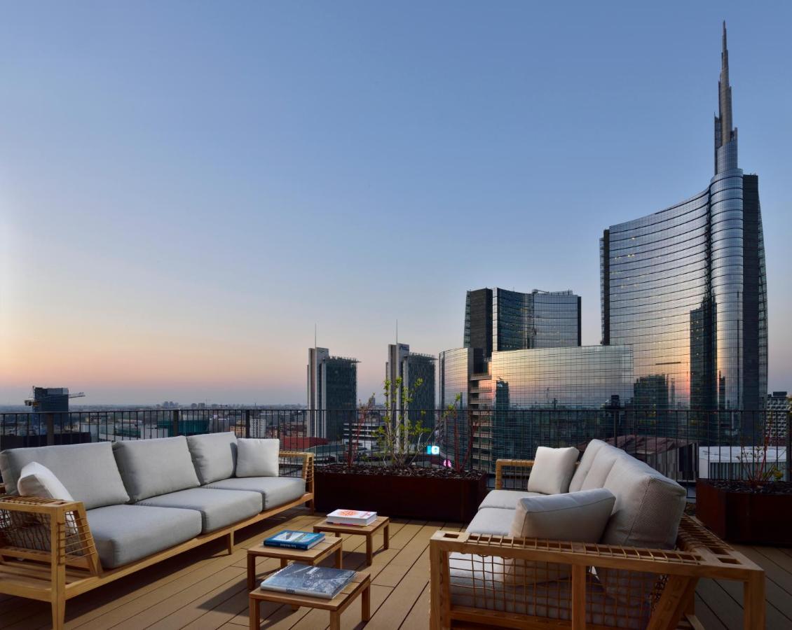 Penthouse Suite V-Floor City View