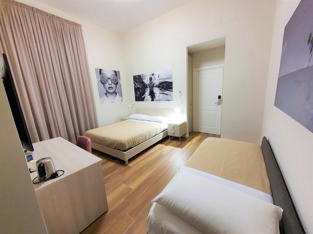 Double Room Private Bathroom