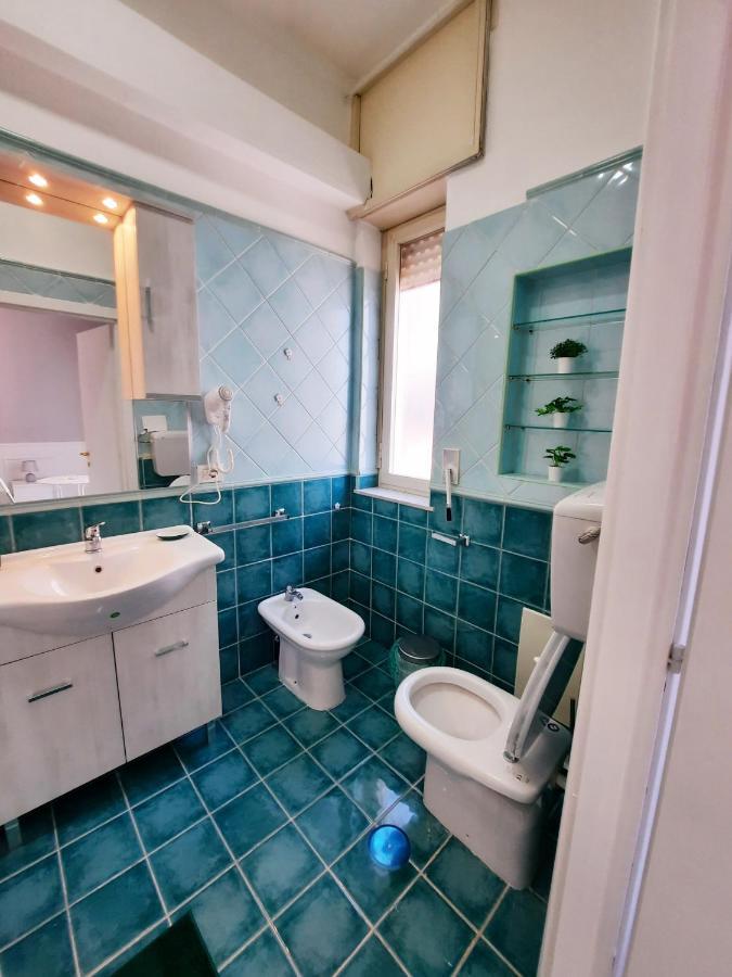 Deluxe Double Room Private Bathroom