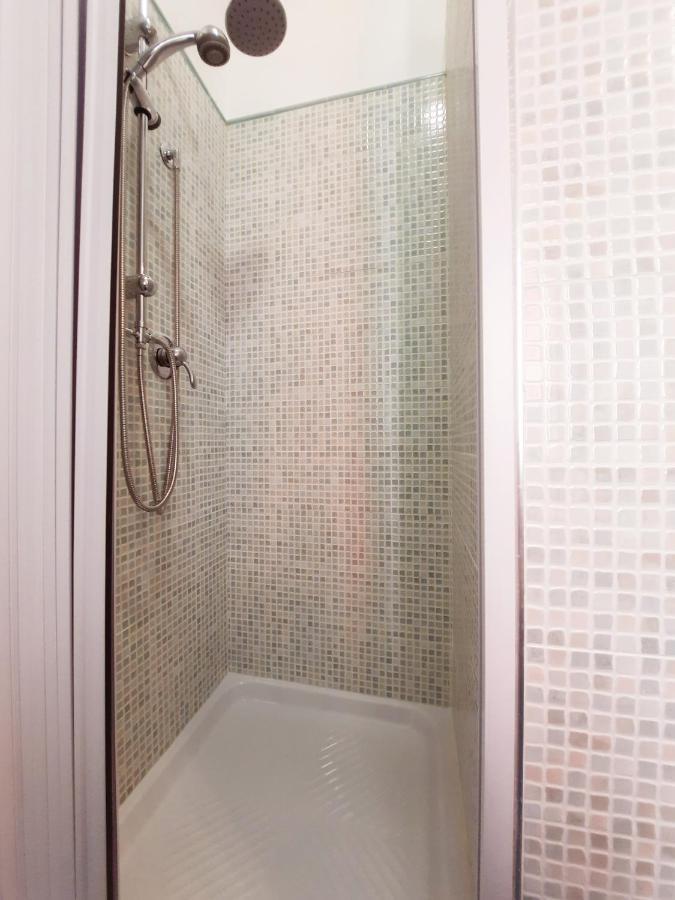 Deluxe Double Room Private Bathroom