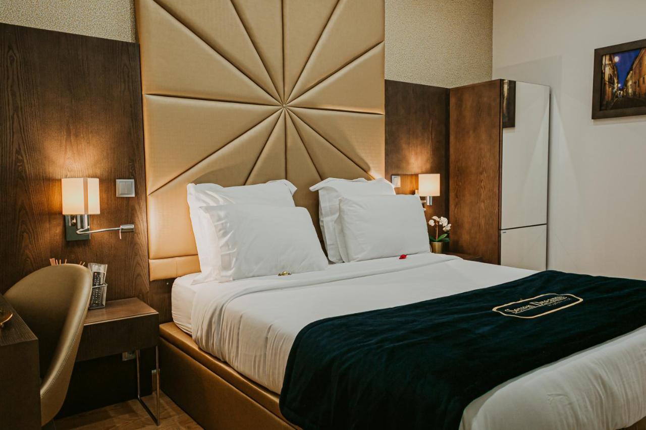 Superior Double or Twin Room Terrace