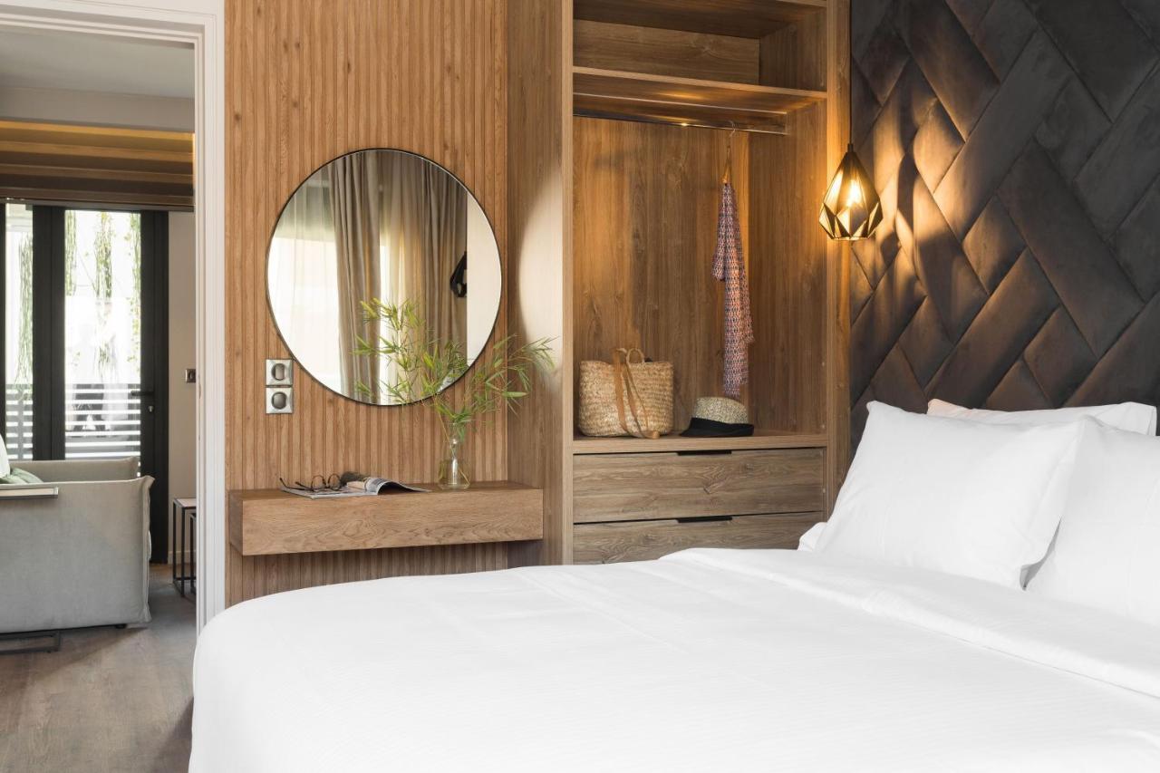 2-Bedroom Deluxe Apartment