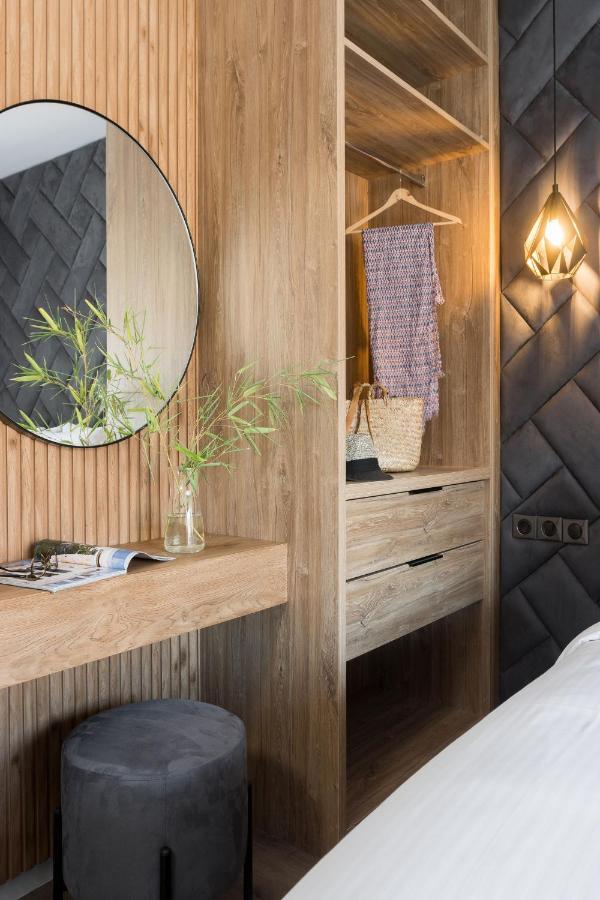 2-Bedroom Deluxe Apartment