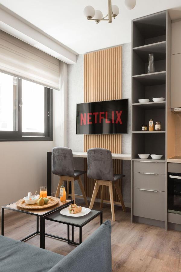 EASY 2-Bedroom Apartment