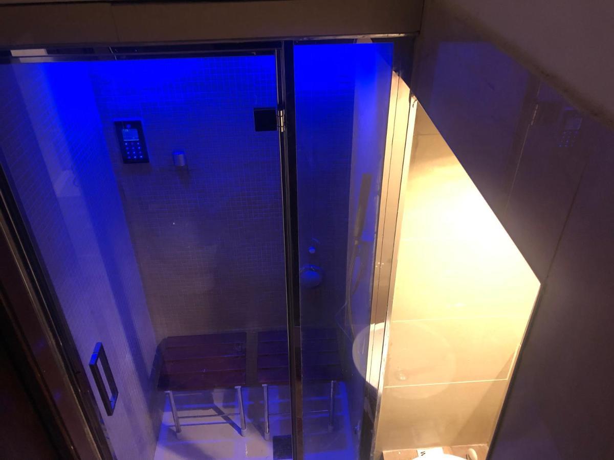 Queen Room Steam Sauna