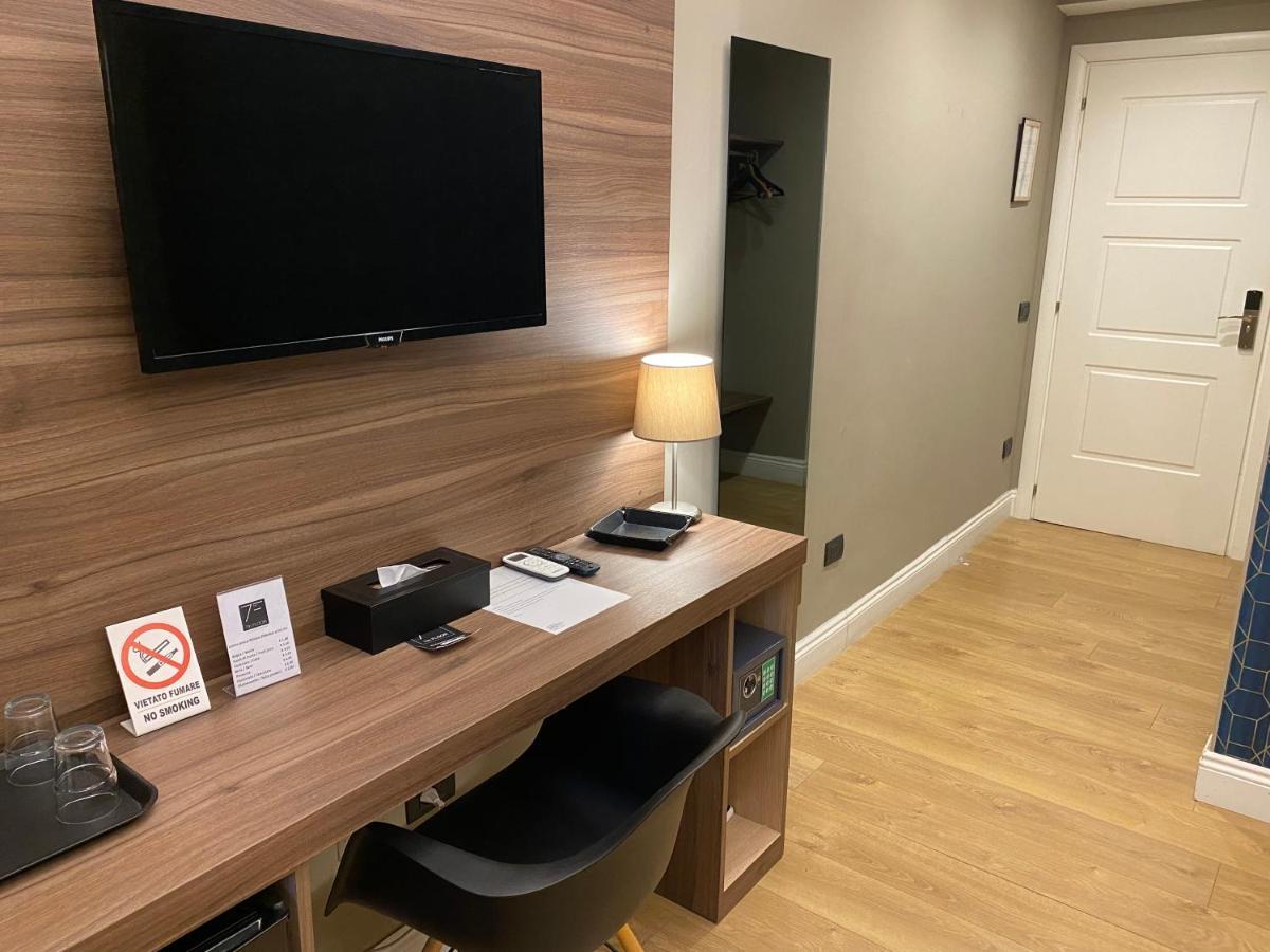 Deluxe Double or Twin Room Balcony