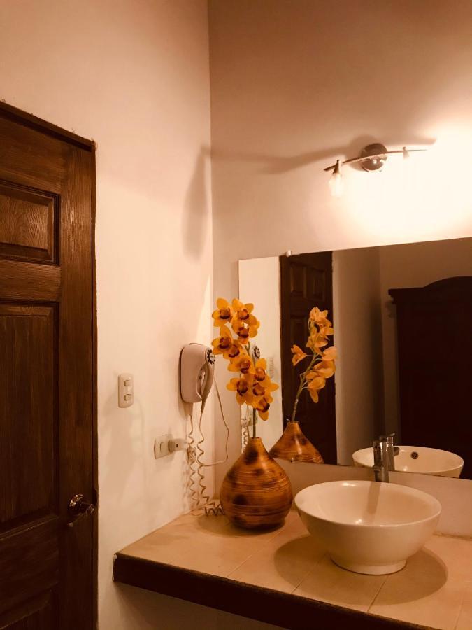 Deluxe Double Room Bath