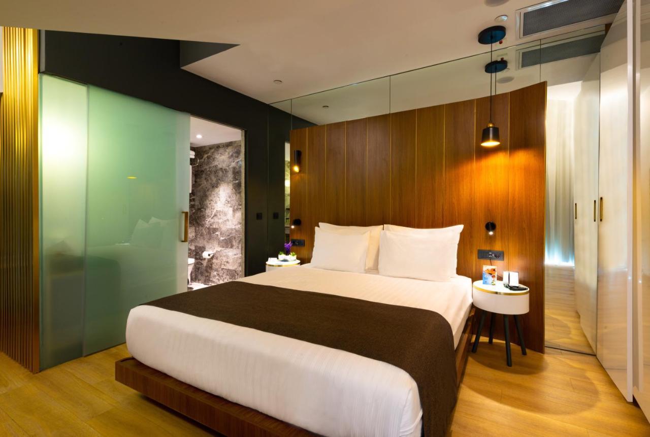 Suite with City View