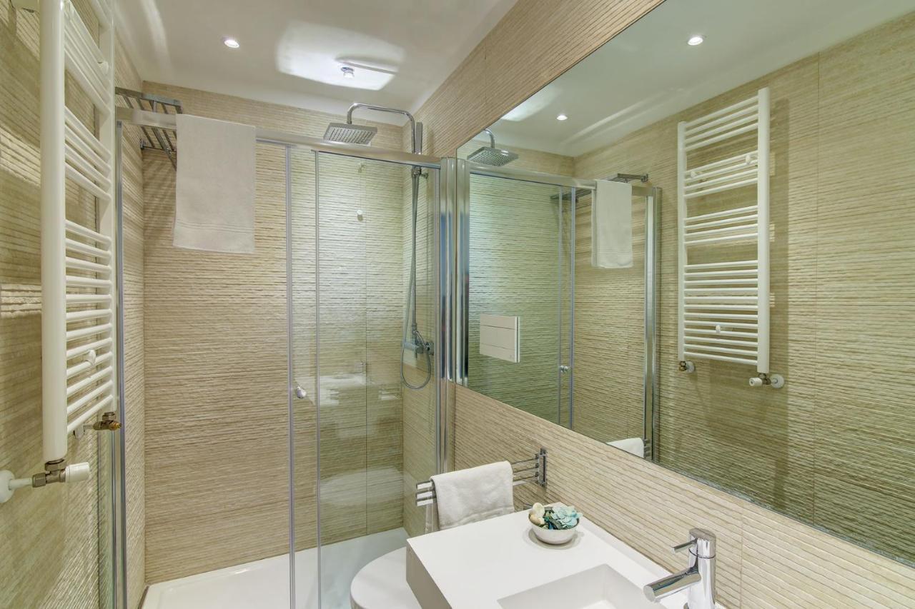 Premium Quadruple Room