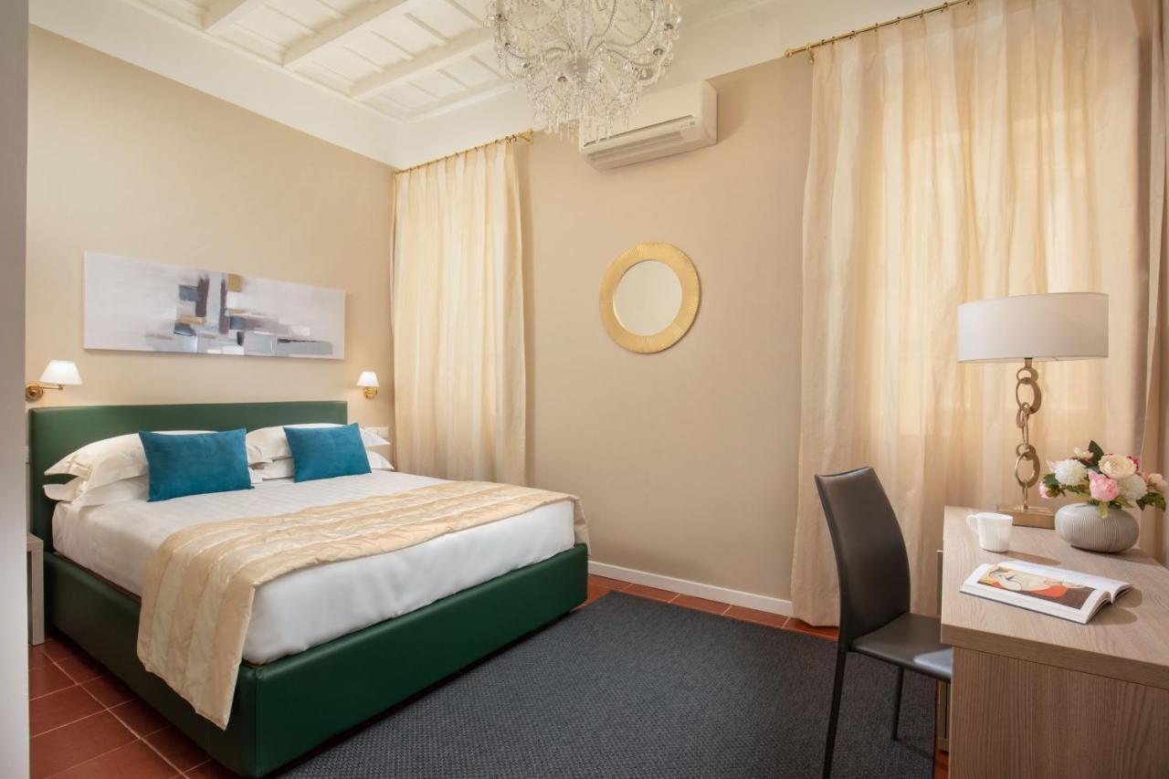 Deluxe Double Room Bath