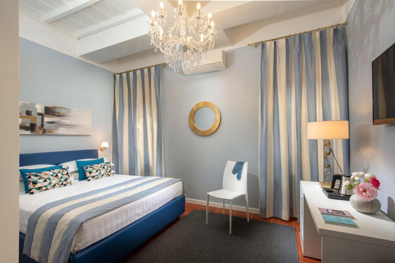 Deluxe Double Room Bath