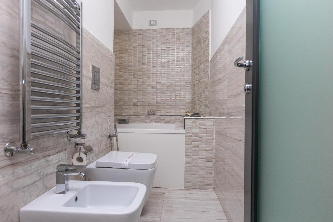 Quadruple Room Bath