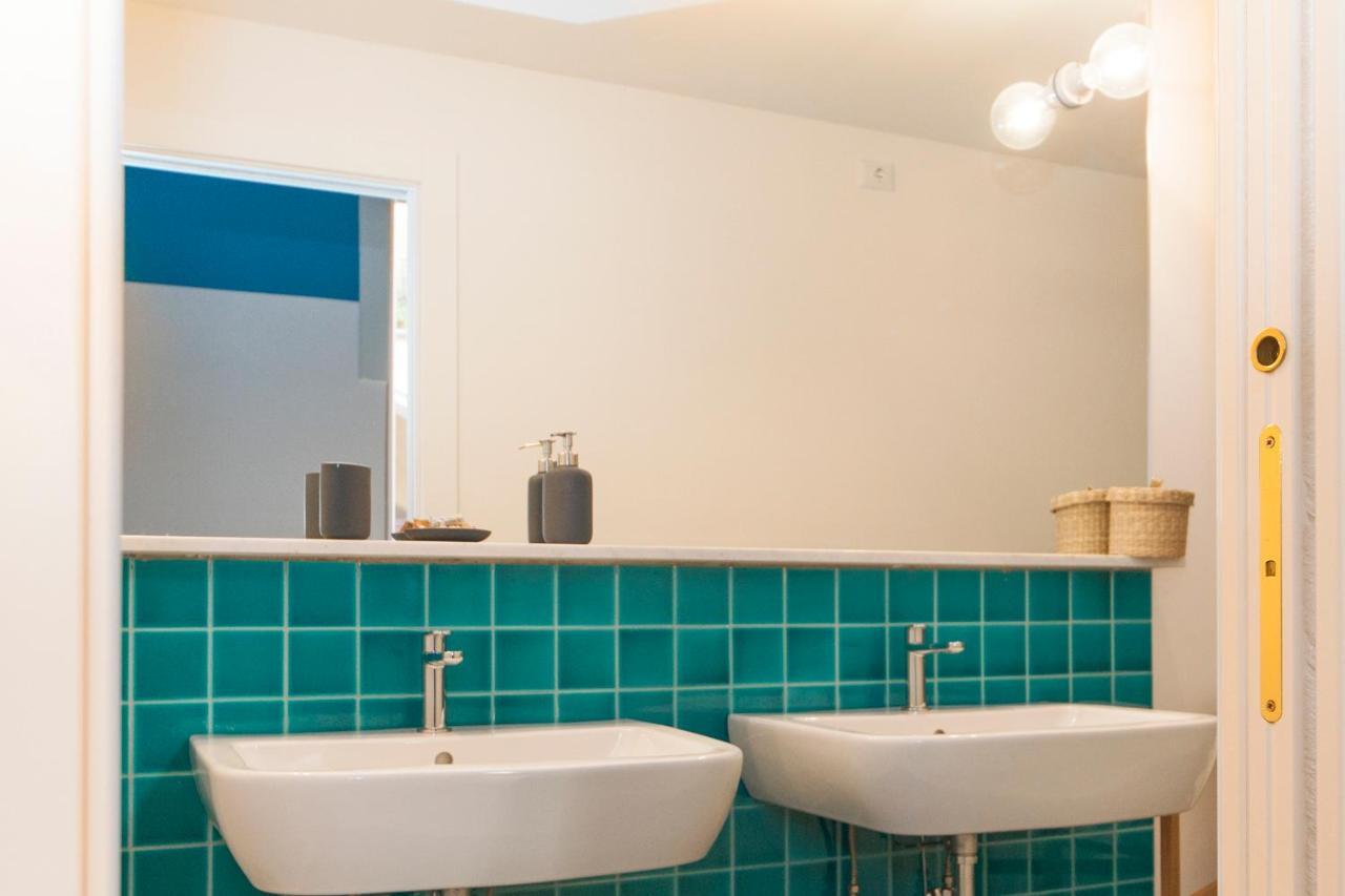 Deluxe Queen Suite