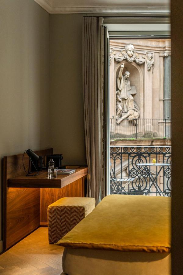 Standard Double Suite