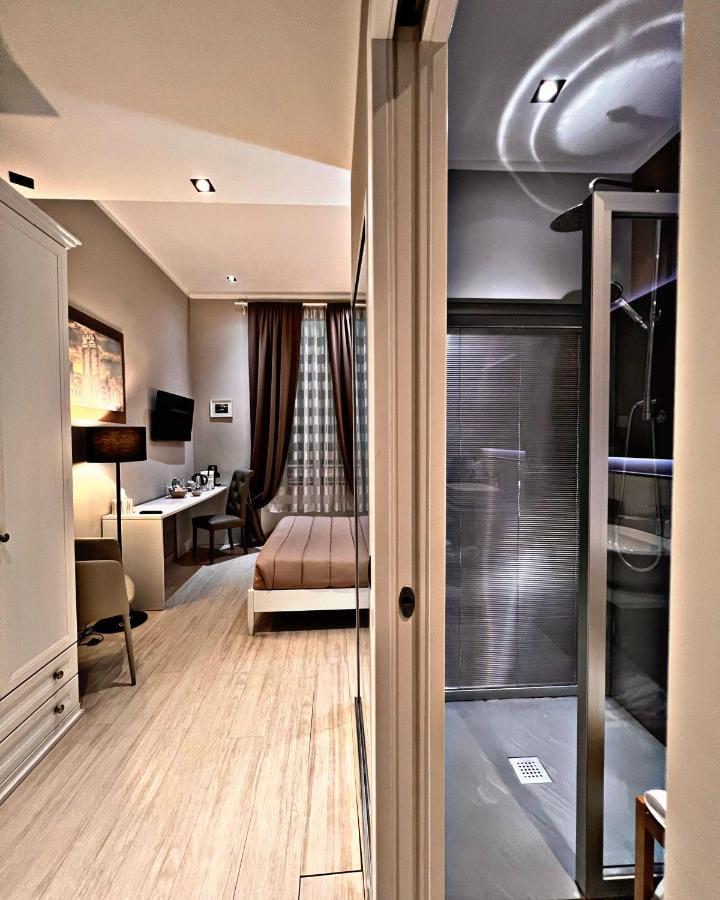 Large Double Room