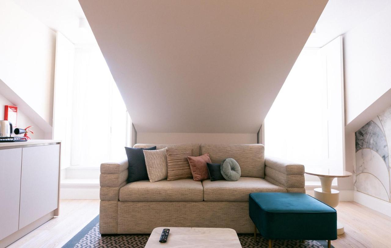 One-Bedroom Apartment Castle View