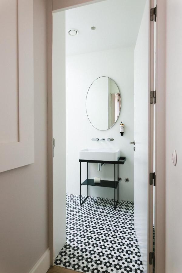 One-Bedroom Apartment Convent View