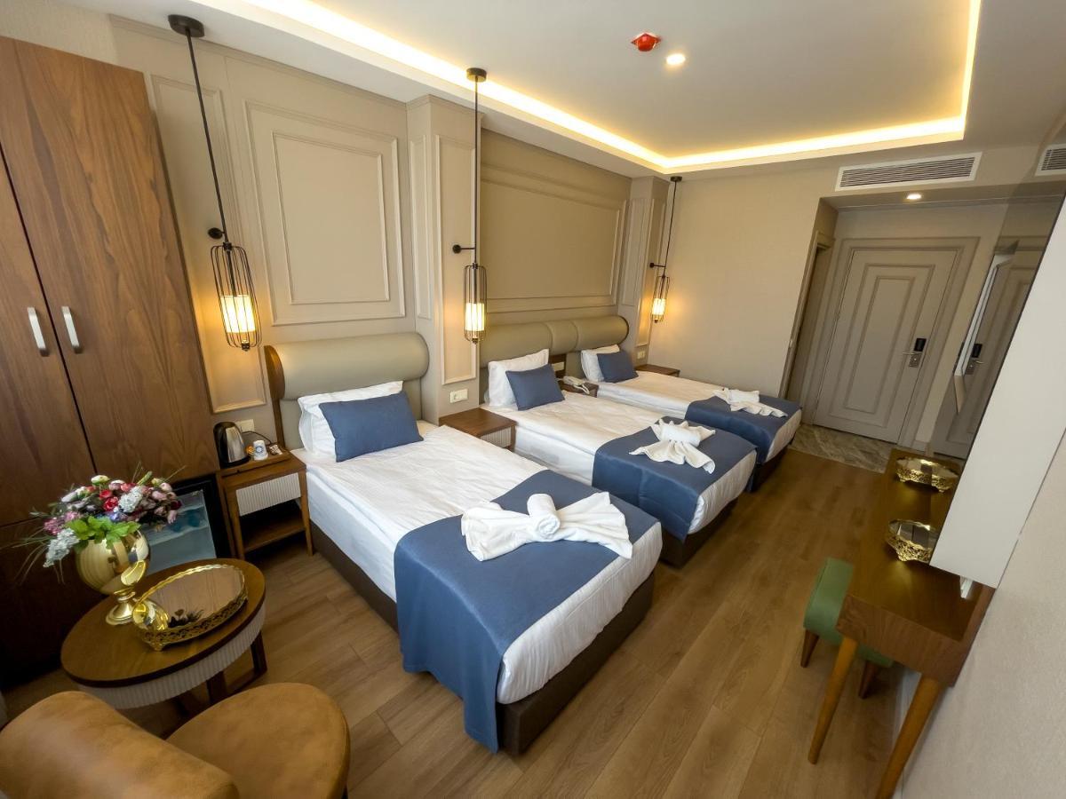 Deluxe Triple Room