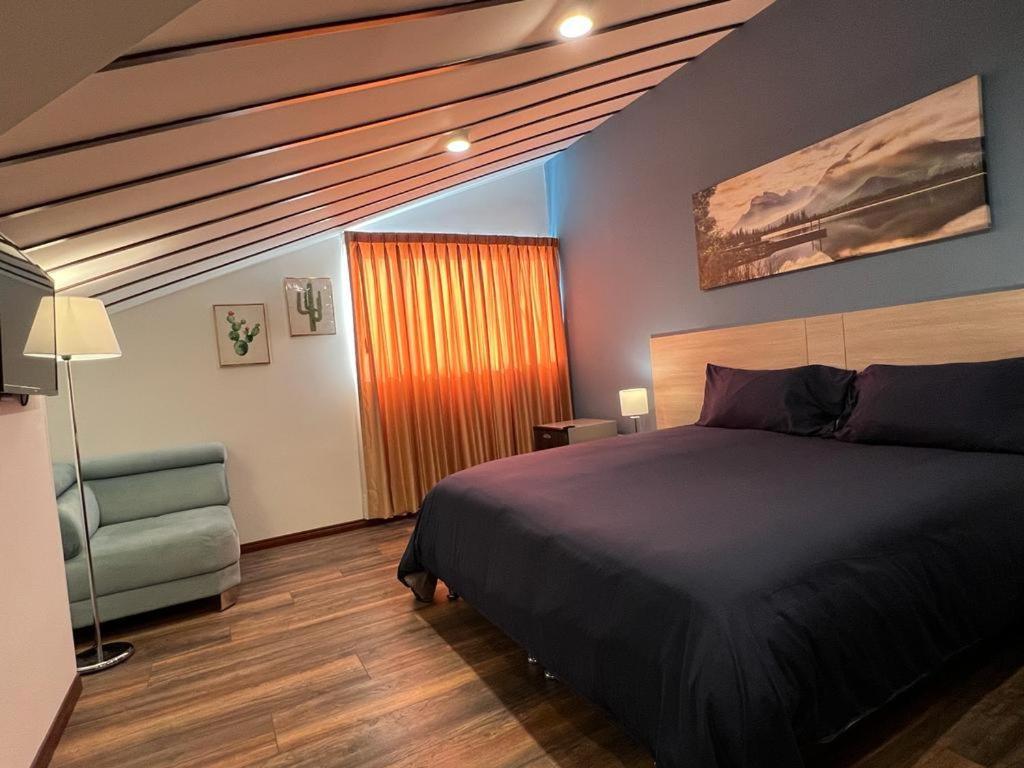 Superior King Room