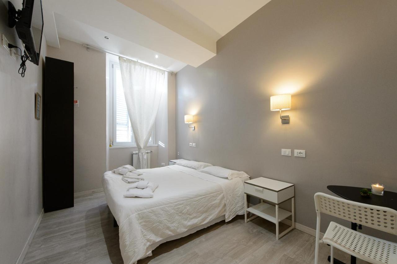 Double Room Private External Bathroom