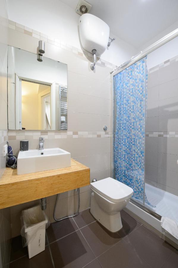 Double Room Private External Bathroom