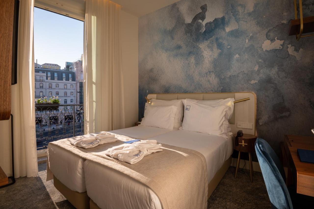 Classic Double or Twin Room City View