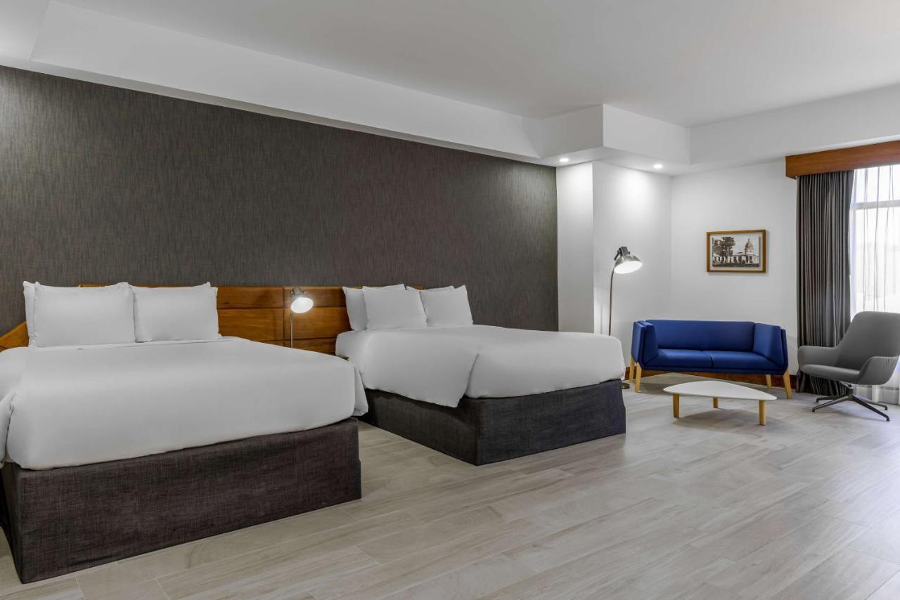 Studio Suite Two Queen Beds