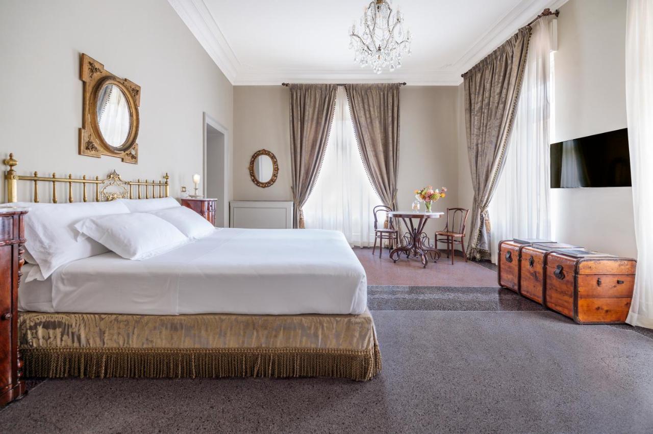 Premium Corner Room Balcony