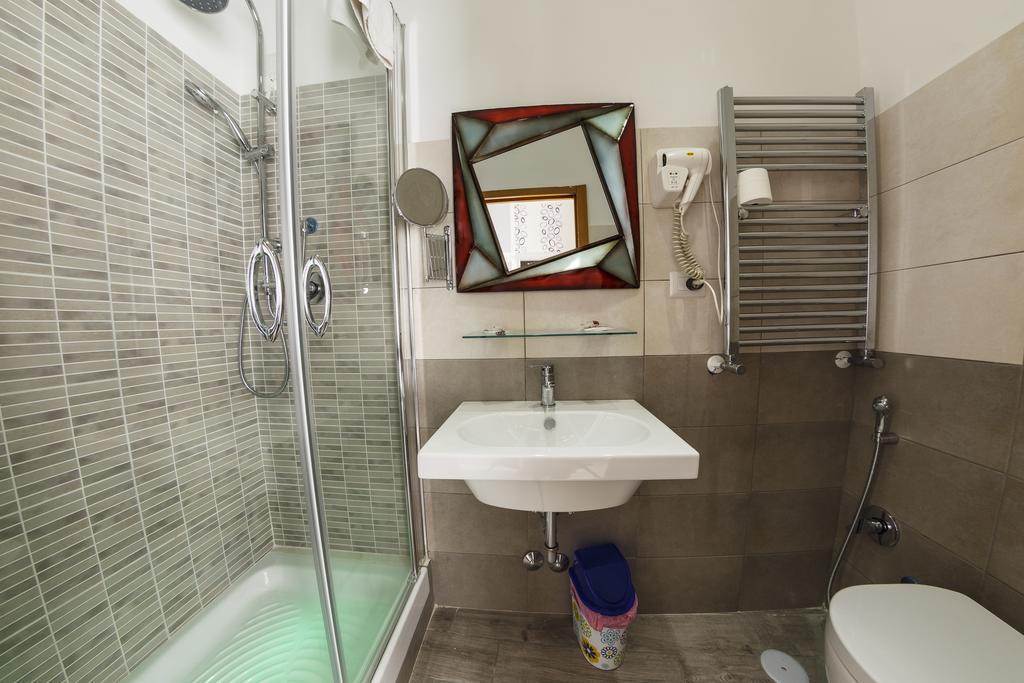 Double or Twin Room Private External Toilet