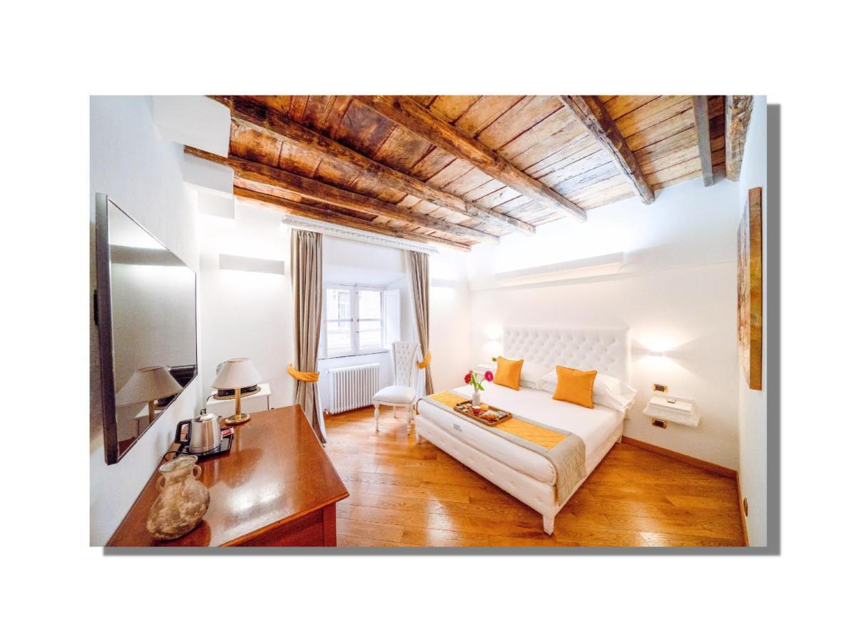 Luxury Triple Room
