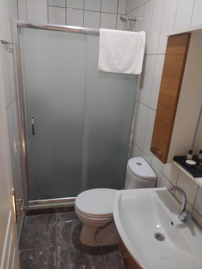 Budget Double or Twin Room without Window,120547395:JPEG