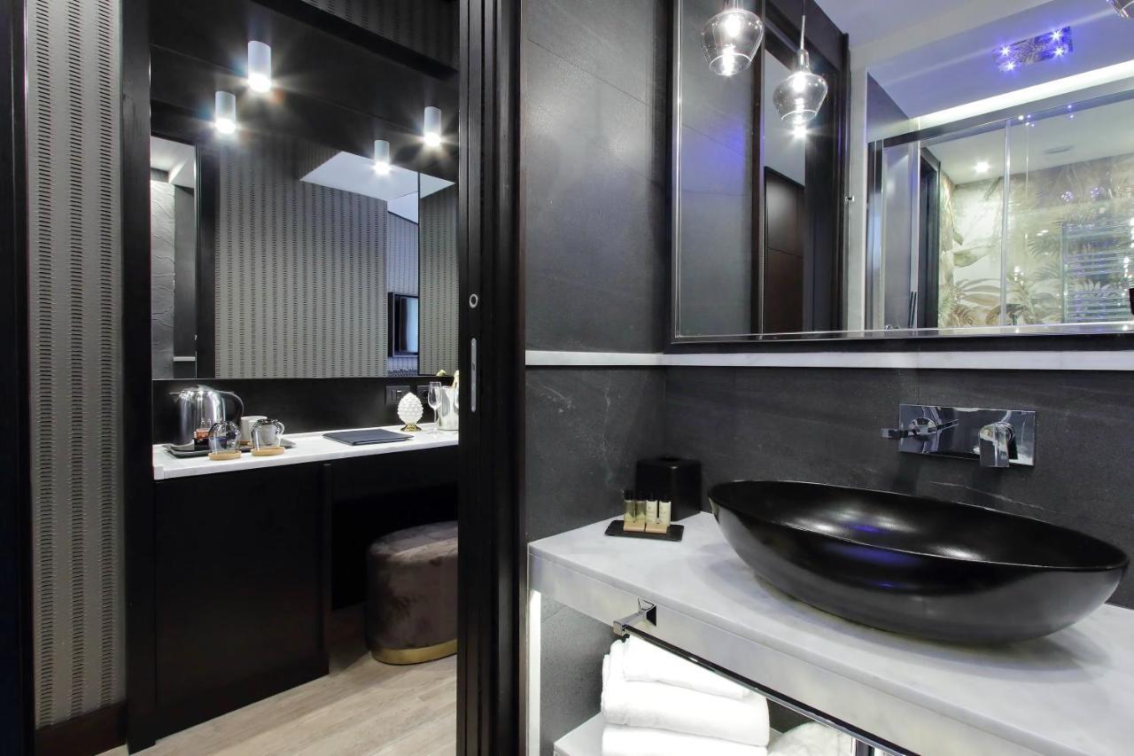 Deluxe Double or Twin Room Balcony