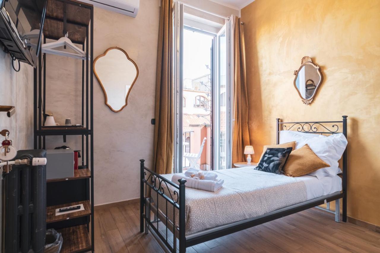 Single Room Balcony